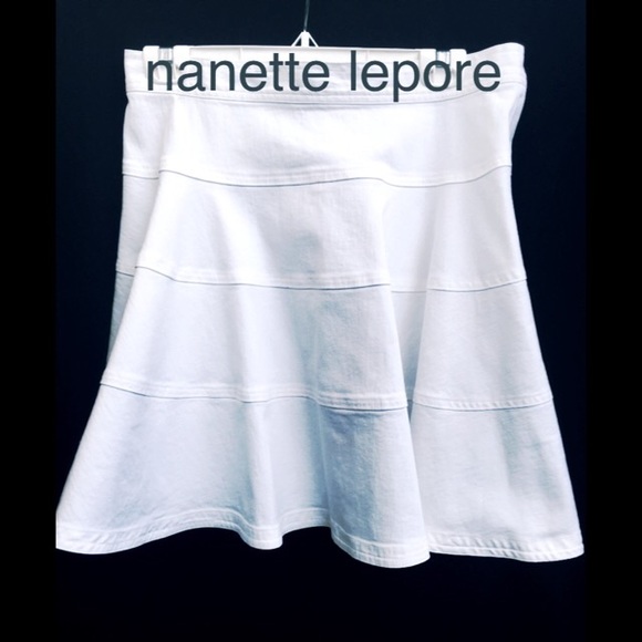 Nanette Lepore off white denim flare skirt.